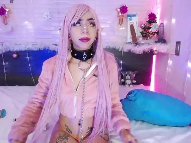 Live sex webcam photo for Cat-Ady #271645791