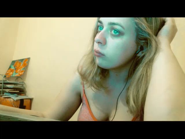 Live sex webcam photo for GoddessNika #271654499