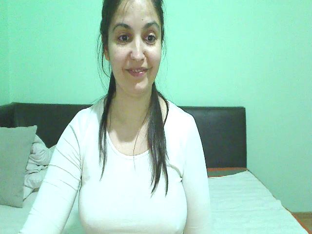 Live sex webcam photo for OneHotty #271646537