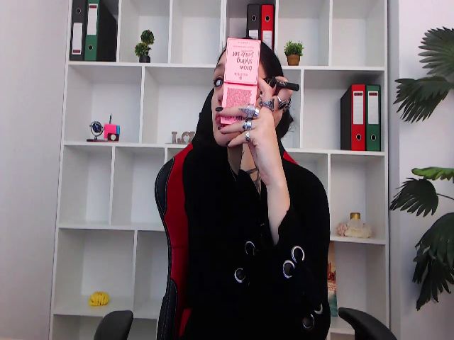 Live sex webcam photo for Kasandra_Dom #271648543