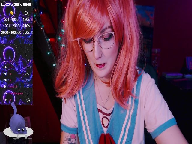 Live sex webcam photo for WinonaCooper #271652248