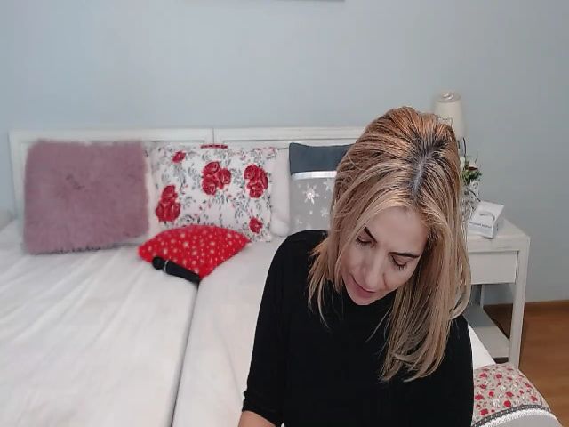 Live sex webcam photo for Layla2022 #271654042