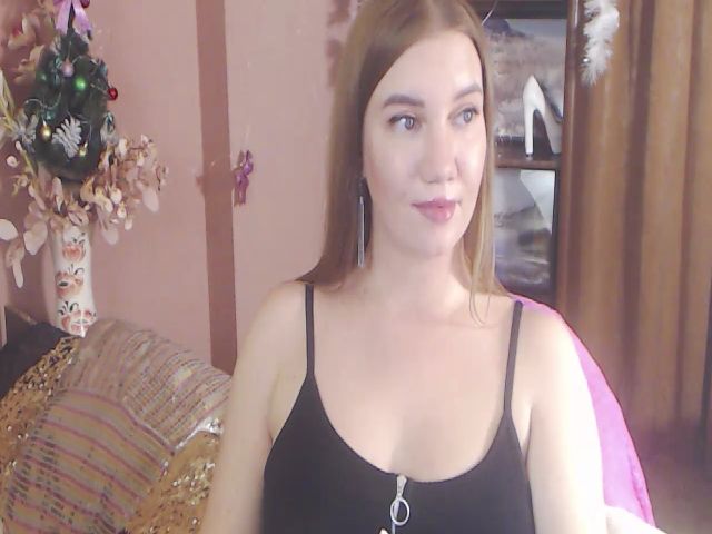 Live sex webcam photo for Kelly7B #271655480