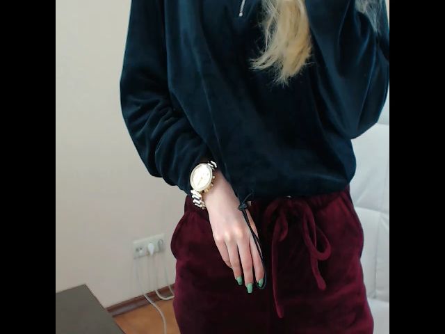 Live sex webcam photo for Miss_Sylvia #271653818