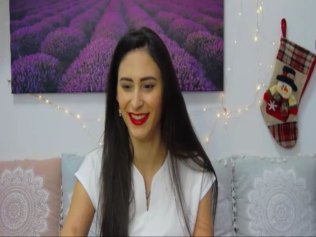 Live sex webcam photo for MaraW #271654990