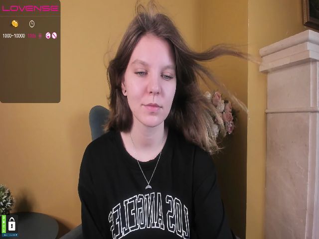 Live sex webcam photo for LiliaMorris #271653922