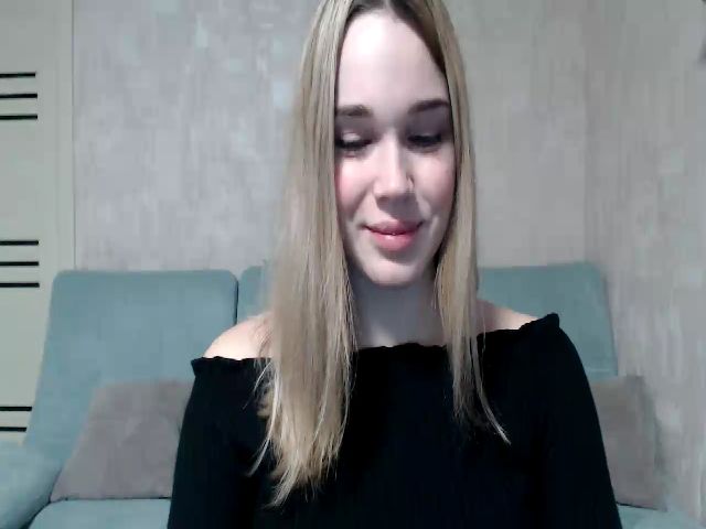 Live sex webcam photo for Cassie_Wild #287880952