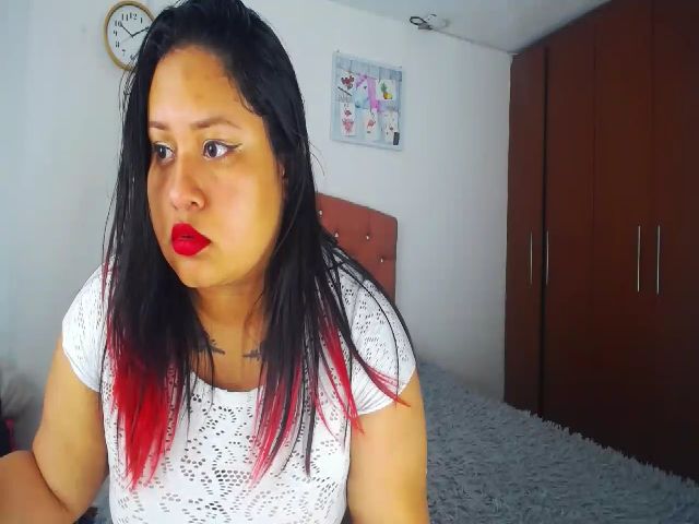 Live sex webcam photo for Annie_dalton_ #271650267