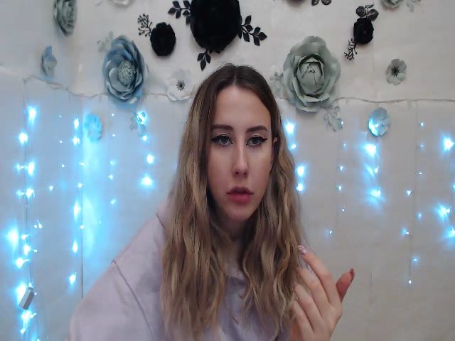 Live sex webcam photo for ModestBlonde #271654392