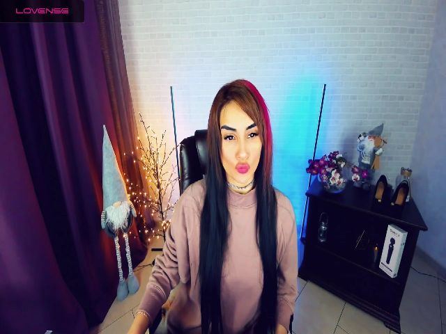 Live sex webcam photo for AnzhyTeqilaa #271650487