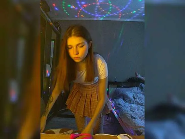 Live sex webcam photo for SandySheeks #271653524