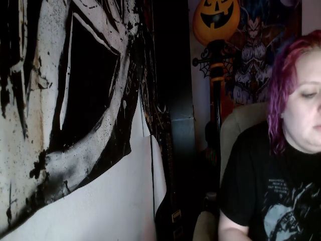 Live sex webcam photo for Weetziebabe #271647146