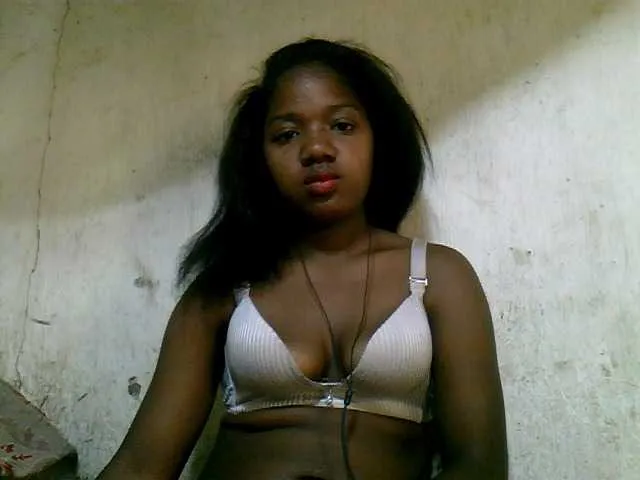 Live sex webcam photo for LadyBozz #271653081