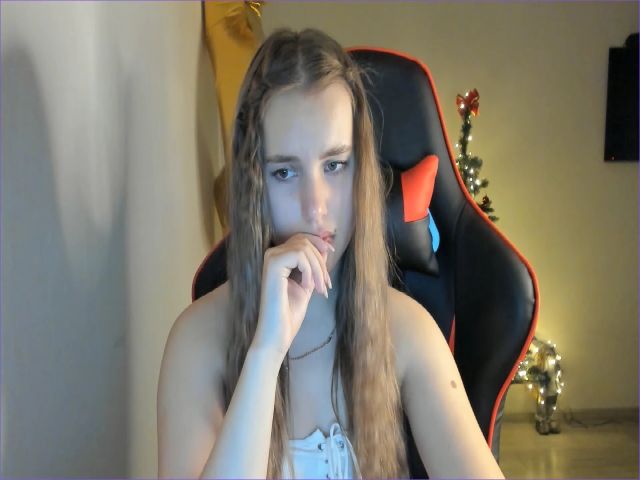 Live sex webcam photo for Lia_lisia #271657974