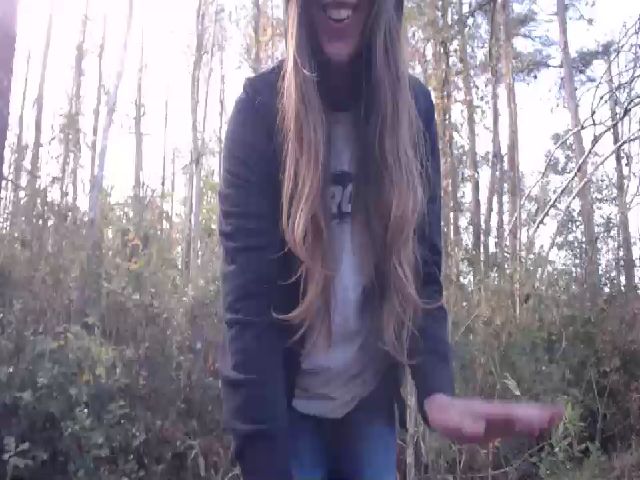 Live sex webcam photo for GirlOffGrid #271655817