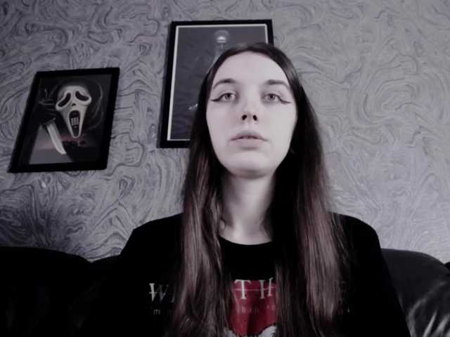 Live sex webcam photo for EllaDark #271653354