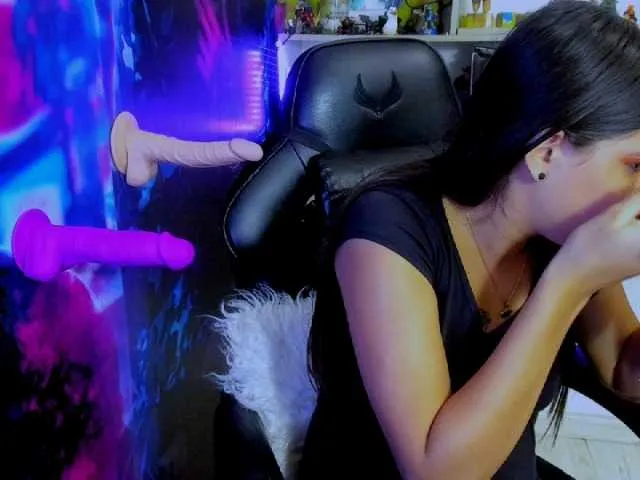 Live sex webcam photo for XCrislerSweet #271653314