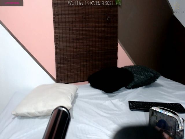 Live sex webcam photo for Rayza_Zahir #271653668