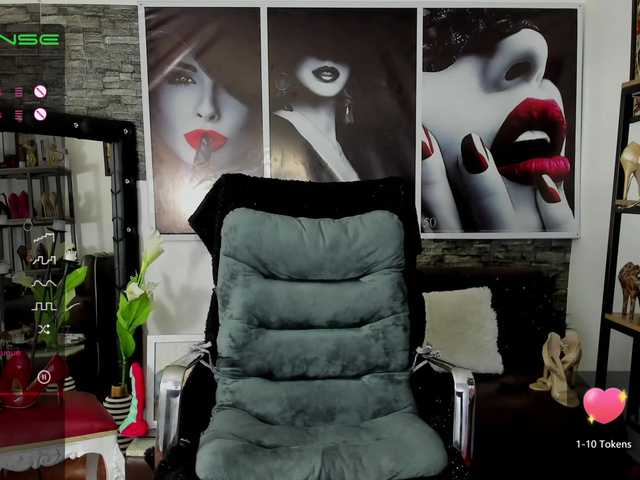 Live sex webcam photo for AndreMistress #271649303