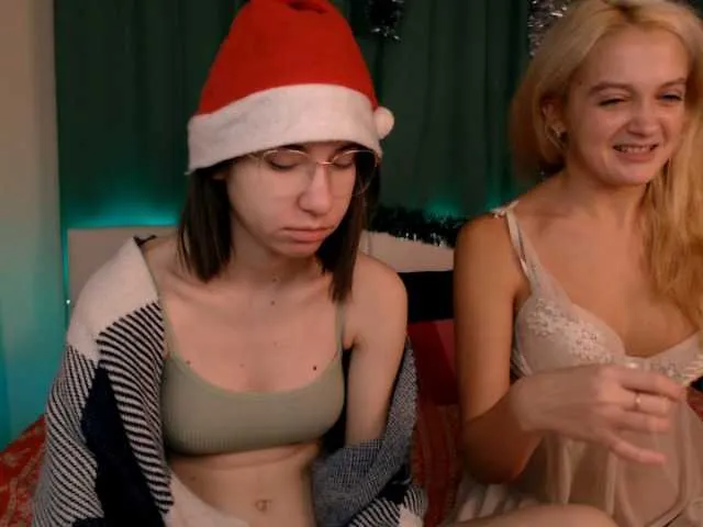 Live sex webcam photo for MagicandGirl #271649082