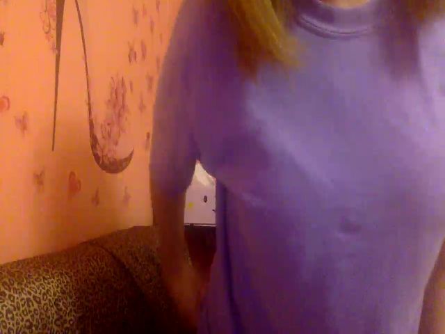 Live sex webcam photo for Hello_kitty25 #271648498