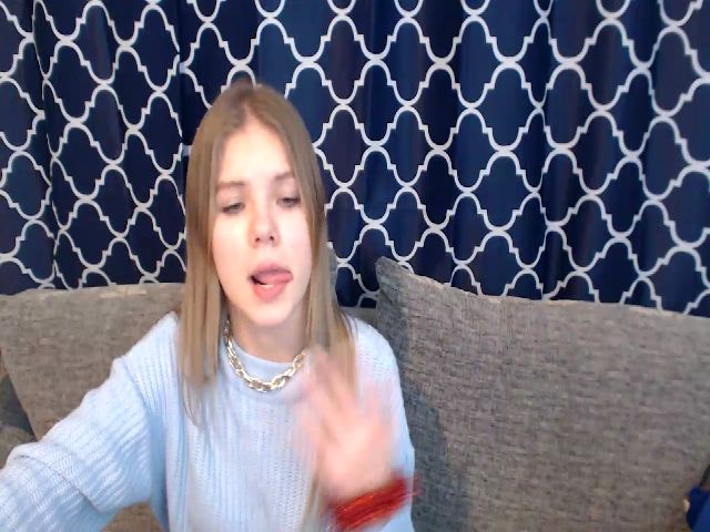 Live sex webcam photo for Qumqwhat #271655185