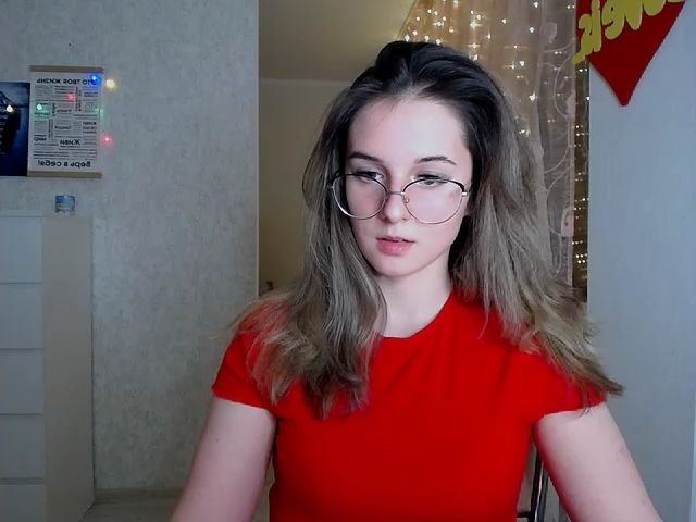 Live sex webcam photo for NewMellow #271660155