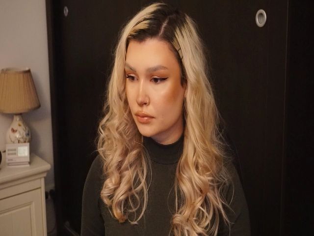 Live sex webcam photo for GoddessMilena #271646634