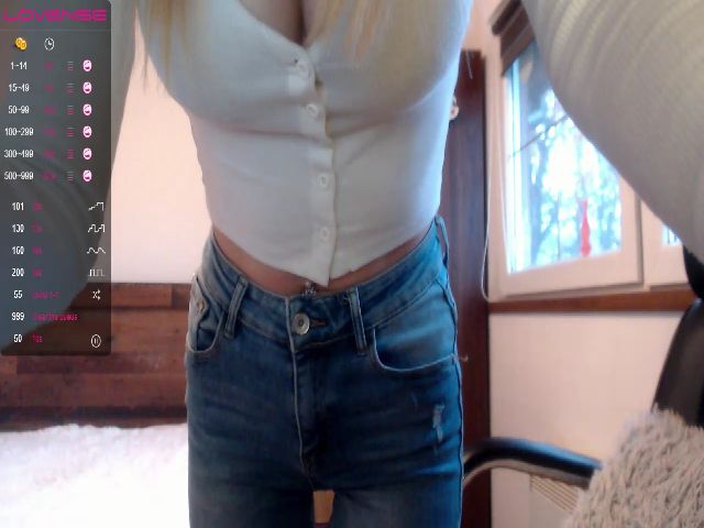 Live sex webcam photo for Sweet4you_ #271650855