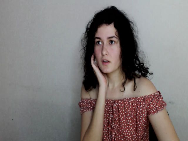 Live sex webcam photo for LanaZixen #271651436