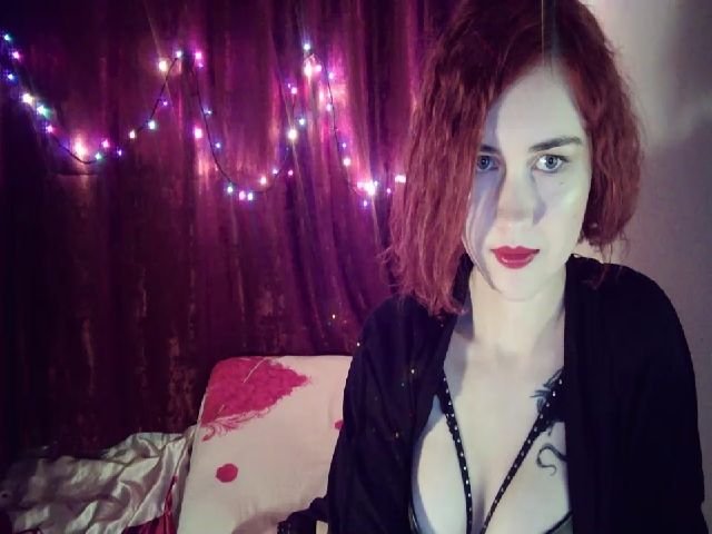 Live sex webcam photo for EllenArvensis #271659314