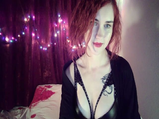 Live sex webcam photo for EllenArvensis #271660063