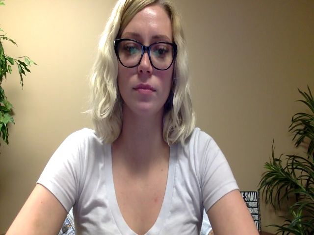 Live sex webcam photo for KendraK_badd #271658214