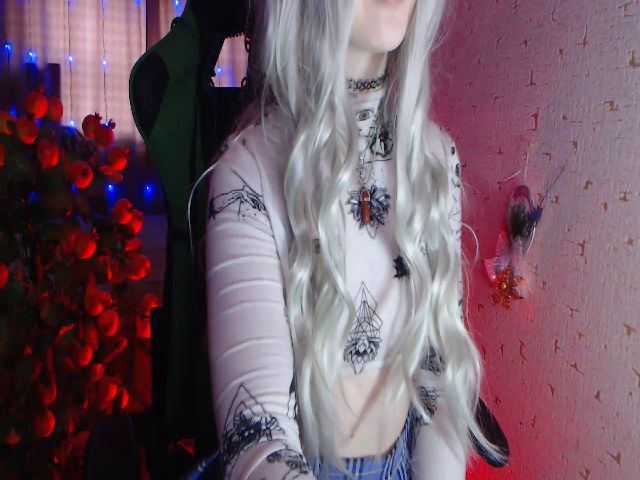 Live sex webcam photo for Hentaishing #271651635