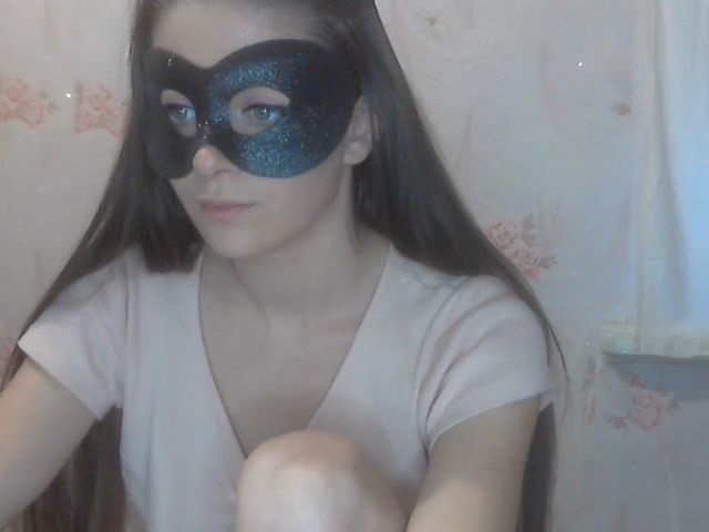 Live sex webcam photo for Karamiell #271650697