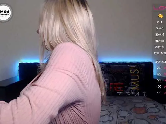 Live sex webcam photo for ORNELLAMUTTY #271672329