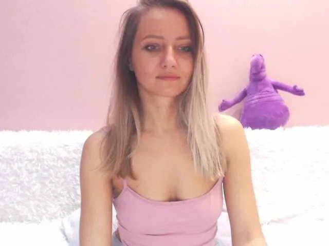 Live sex webcam photo for Gamora- #271661323