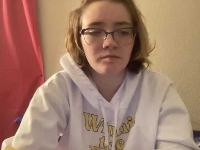 Live sex webcam photo for CandyBurger21 #271665964