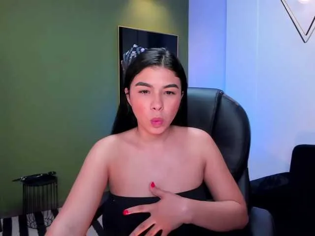 Live sex webcam photo for ChelseaMills #271666094