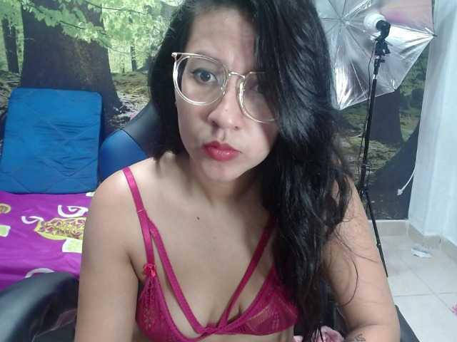 Live sex webcam photo for pregnanttswee #271672463