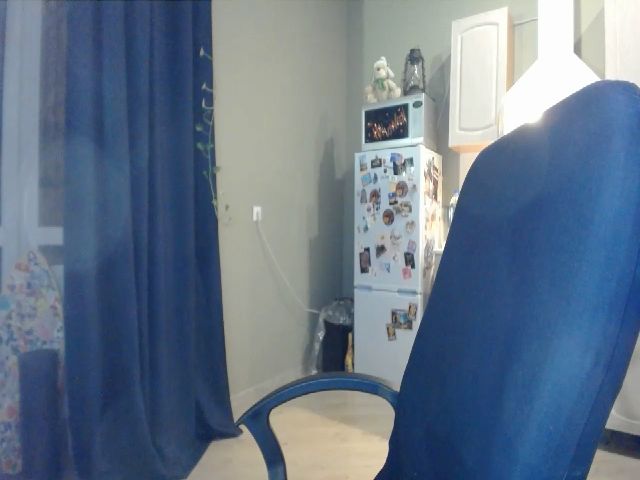 Live sex webcam photo for Angie_Wild #271675142