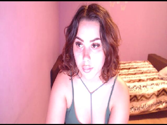 Live sex webcam photo for LoveJulliette #271671277