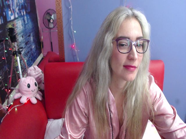 Live sex webcam photo for Jenifer_b #271662737