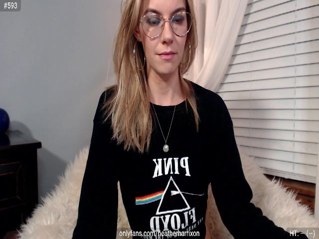 Live sex webcam photo for Heather #271663019