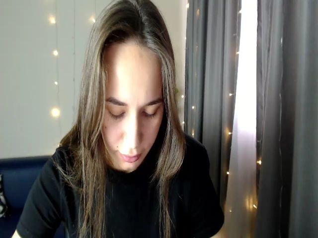 Live sex webcam photo for Jenxx_ #271667049