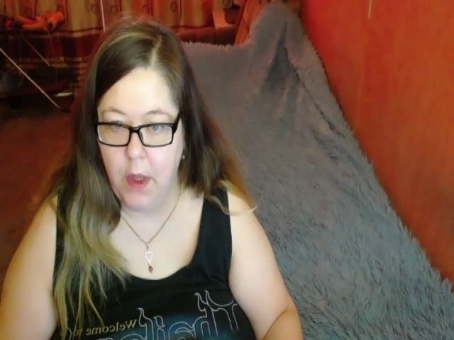 Live sex webcam photo for HotXXXGirl1 #271663808