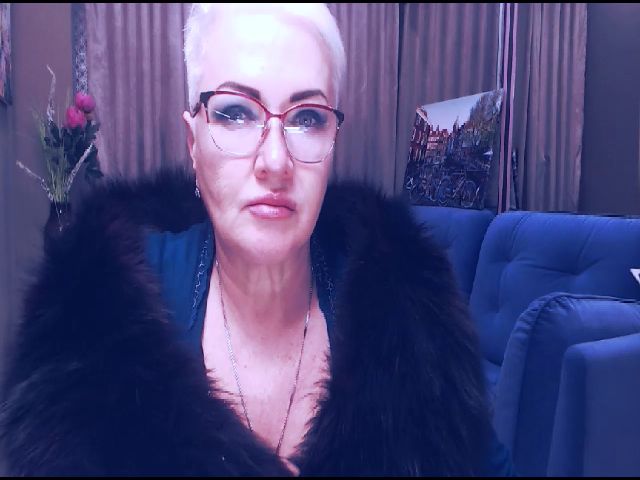 Live sex webcam photo for LadyXAnna #271667523