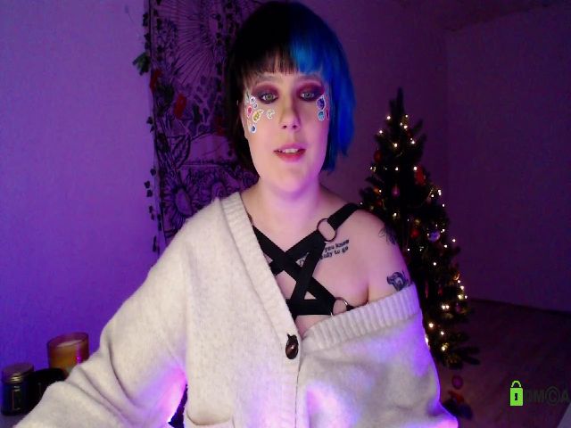 Live sex webcam photo for RoomOfGhosts #271660970