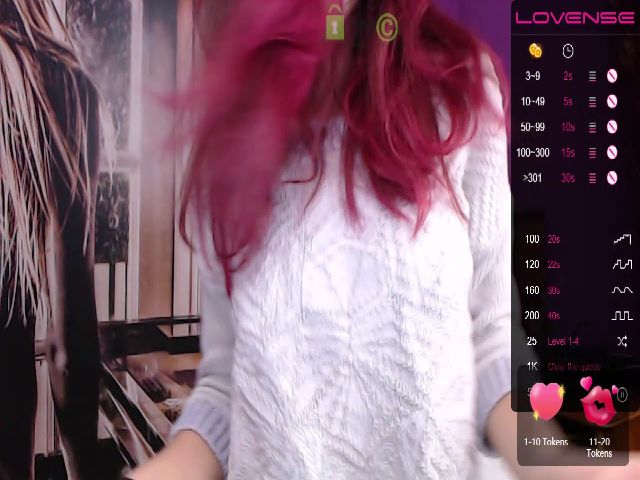 Live sex webcam photo for MisticaMissy #271662906