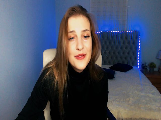 Live sex webcam photo for Sofia__White #271662979